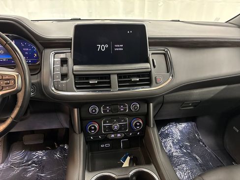 Certified 2023 Chevrolet Tahoe Z71 w/ Luxury Package AWD/4WD image 17
