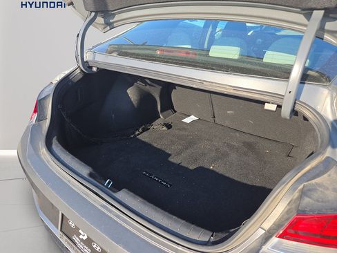 Certified 2025 Hyundai Elantra Limited FWD image 32
