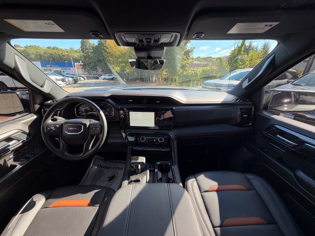 Used 2024 GMC Sierra 1500 AT4 w/ Technology Package AWD/4WD image 24