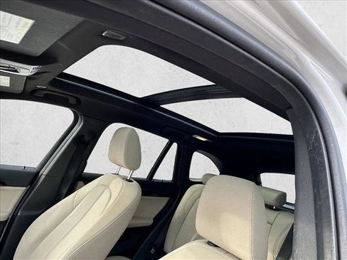 Used 2021 BMW X1 xDrive28i w/ Convenience Package image 11