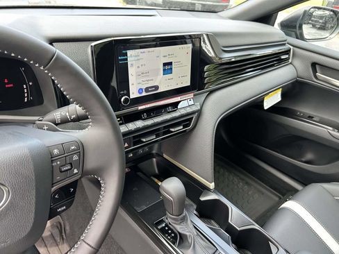 New 2026 Toyota Camry SE w/ Convenience Package FWD image 20