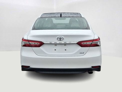 Certified 2020 Toyota Camry XLE image 7