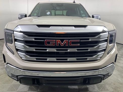 New 2026 GMC Sierra 1500 SLE image 11