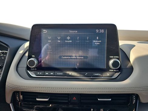 Used 2021 Nissan Rogue SV w/ Premium Package FWD image 21