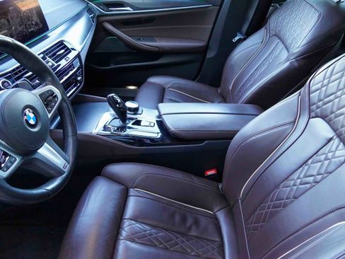 Certified 2022 BMW M550i xDrive w/ Executive Package image 11