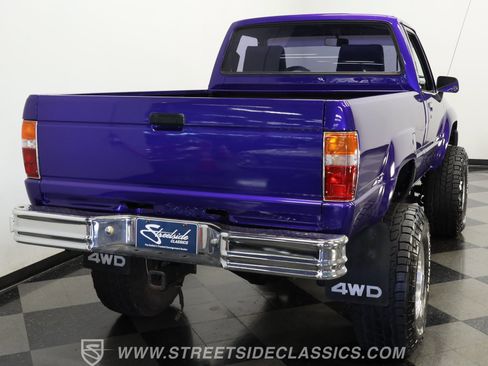 Used 1987 Toyota Pickup 4x4 Regular Cab image 9