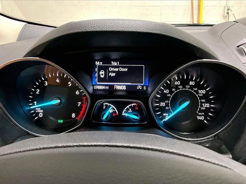 Used 2017 Ford Escape SE w/ Equipment Group 201A image 13