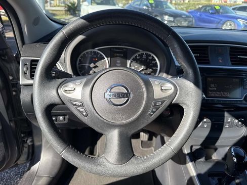 Used 2016 Nissan Sentra SV image 27