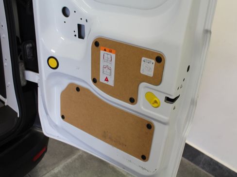 Used 2023 Ford Transit Connect XL image 28