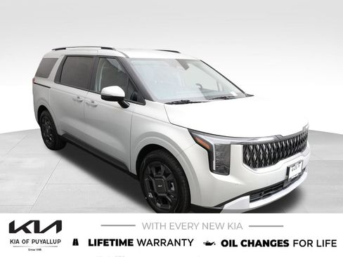 New 2026 Kia Carnival EX FWD image 3