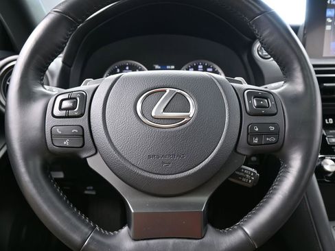 Used 2025 Lexus IS 300 w/ Premium Package image 34