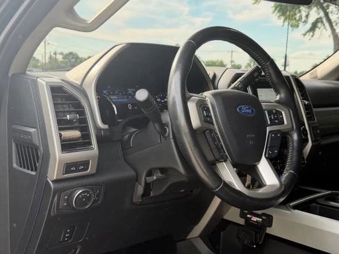 Used 2021 Ford F250 Lariat image 14