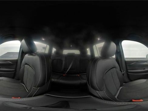 New 2025 Jeep Grand Cherokee Altitude image 25