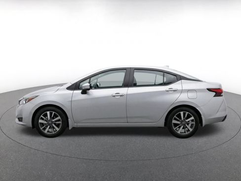 Used 2025 Nissan Versa SV FWD image 4