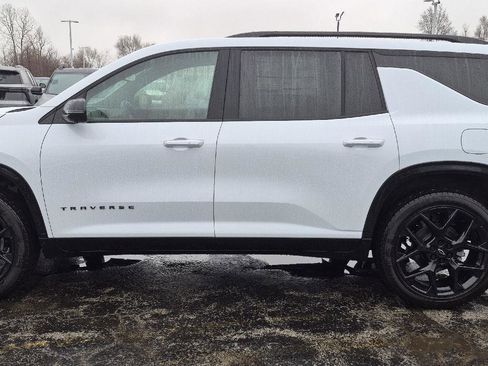 New 2026 Chevrolet Traverse RS w/ LPO, Floor Liner Package image 9