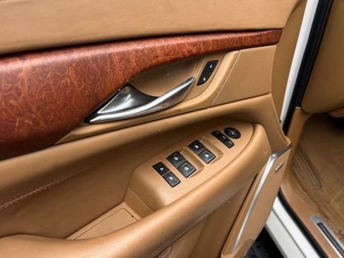 Used 2016 Cadillac Escalade ESV Platinum image 11