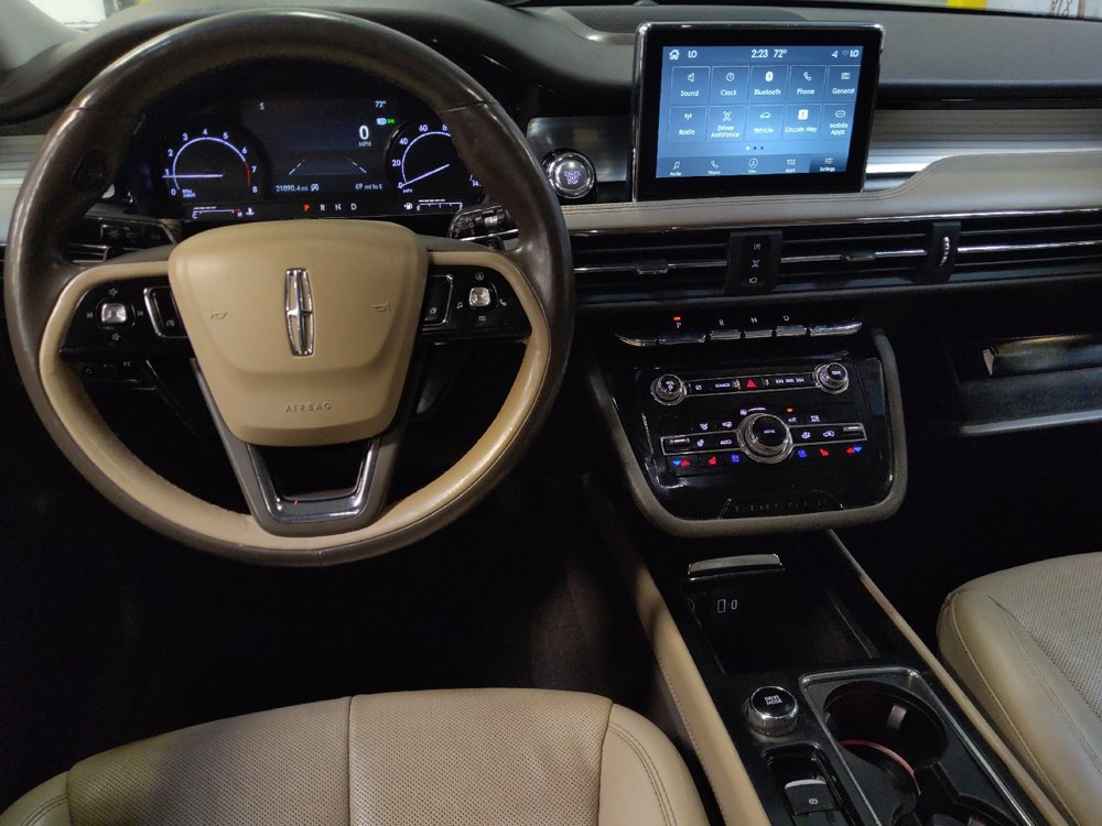 Used 2022 Lincoln Corsair AWD w/ Premium Package image 22