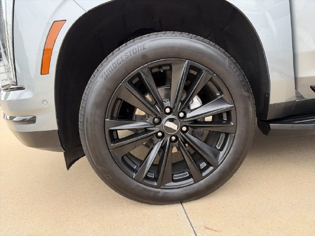 Certified 2025 Cadillac Escalade Sport w/ LPO, Floor Liner Package AWD/4WD image 20