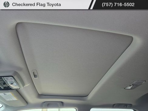 Used 2023 Toyota 4Runner Limited image 10