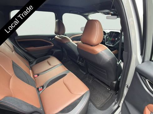 Used 2025 Subaru Forester Touring w/ Popular Package - Touring AWD/4WD image 16