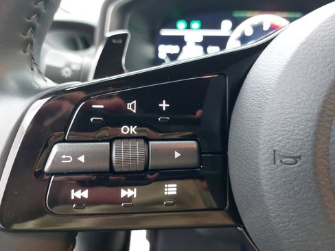 Used 2024 Nissan Z Performance w/ Floor Mat Package image 15