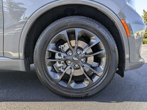 Certified 2025 Dodge Durango GT w/ Blacktop Package RWD image 10