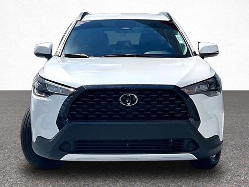 Certified 2024 Toyota Corolla Cross LE FWD image 4