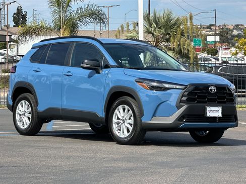 New 2026 Toyota Corolla Cross LE FWD image 7