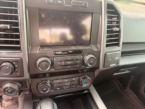 Used 2019 Ford F150 XLT w/ Equipment Group 302A Luxury AWD/4WD image 6