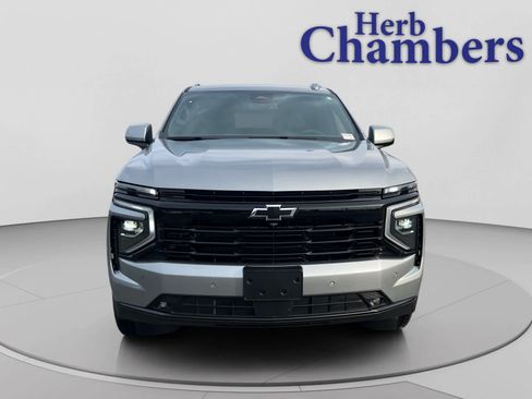 New 2026 Chevrolet Suburban RST w/ Comfort Package AWD/4WD image 2