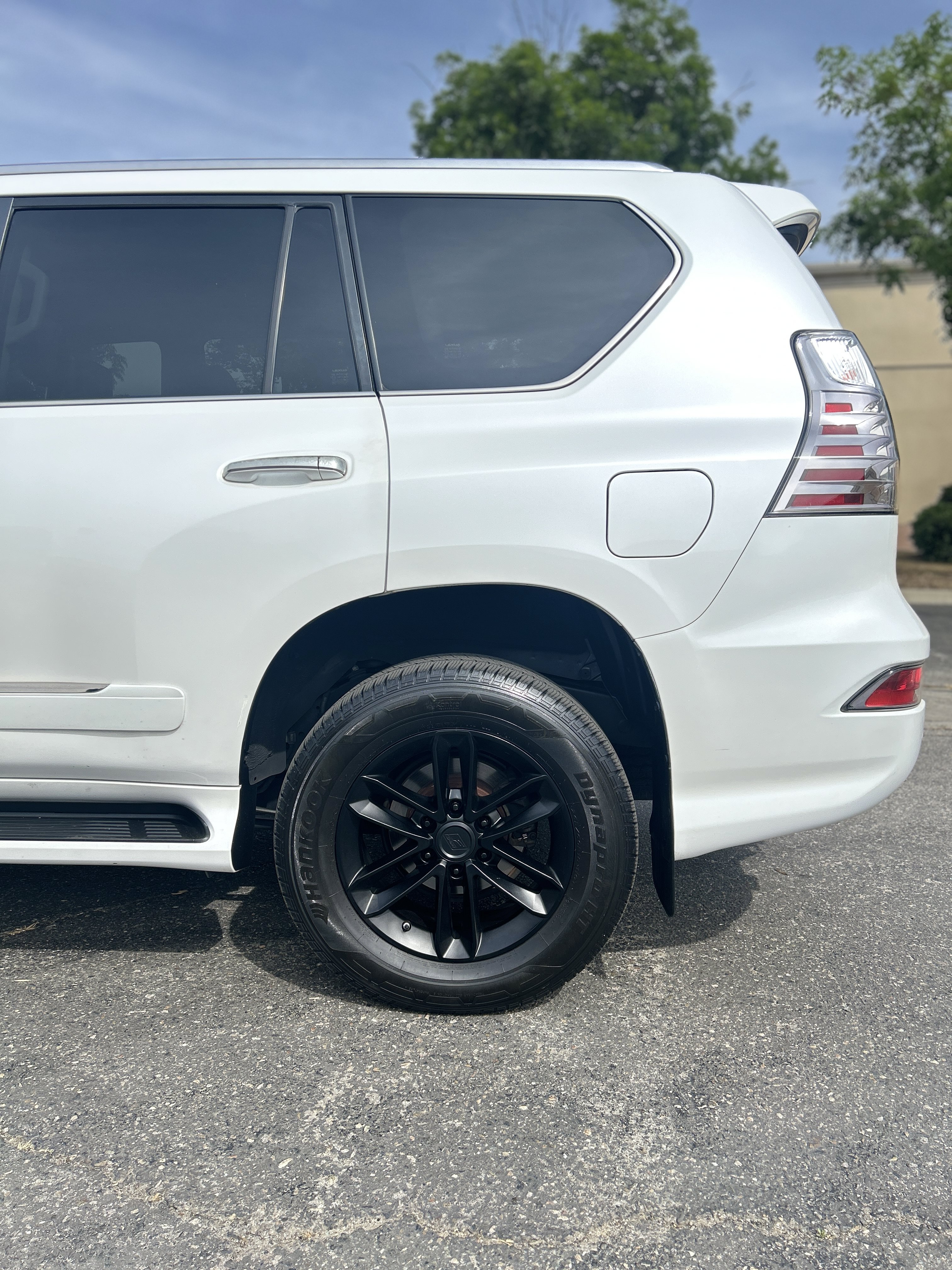 Used 2014 Lexus GX 460 Luxury AWD/4WD image 8