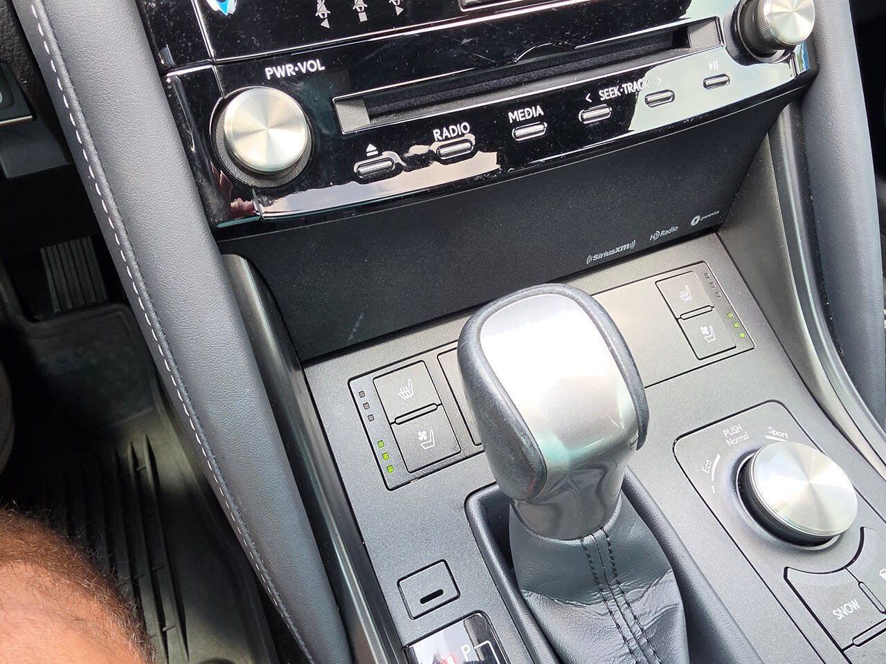 Used 2022 Lexus IS 300 w/ Premium Package RWD image 29