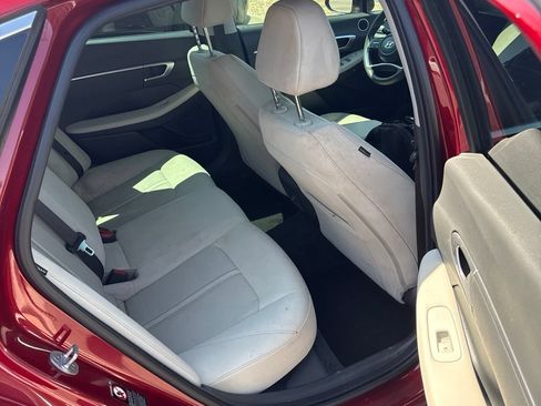 Used 2023 Hyundai Sonata SE FWD image 10