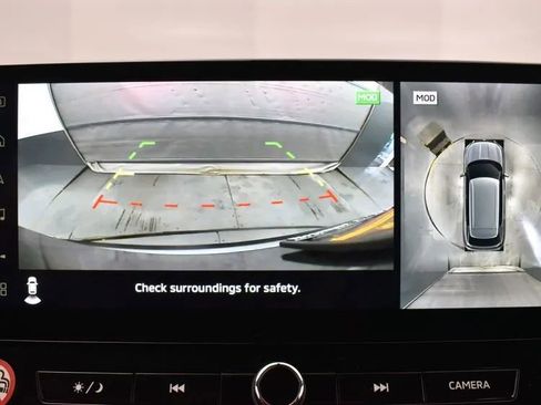 Used 2025 Mitsubishi Outlander SE image 31