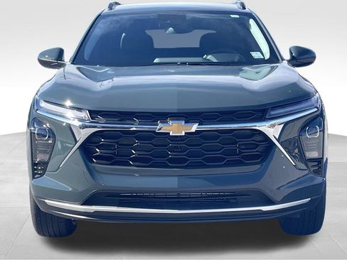 New 2026 Chevrolet Trax LT w/ LT Convenience Package image 8