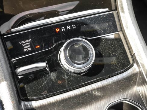 New 2025 Jeep Grand Cherokee Limited w/ Luxury Tech Group II image 25