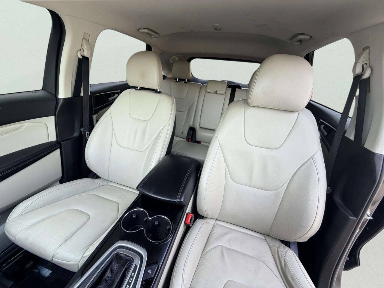 Used 2016 Ford Edge Titanium w/ Technology Package AWD/4WD image 20