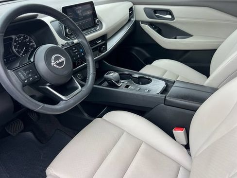 Used 2023 Nissan Rogue SV w/ SV Premium B Package FWD image 12
