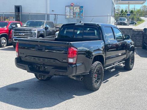Used 2023 Toyota Tacoma SR AWD/4WD image 3