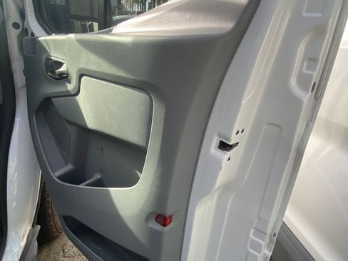 Used 2019 Ford Transit 250 130 Low Roof w/ Exterior Upgrade Package RWD image 12