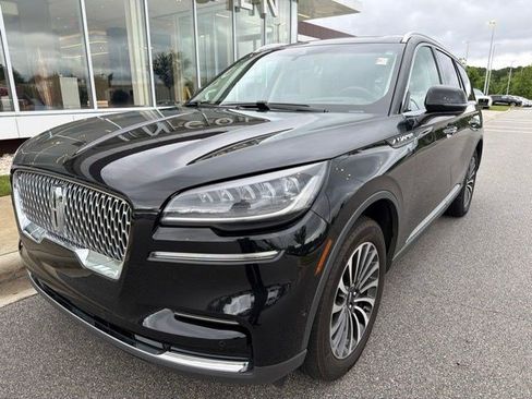 Used 2023 Lincoln Aviator Reserve w/ Equipment Group 201A AWD/4WD image 10