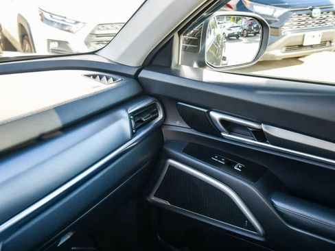 Used 2022 Kia Telluride S image 24