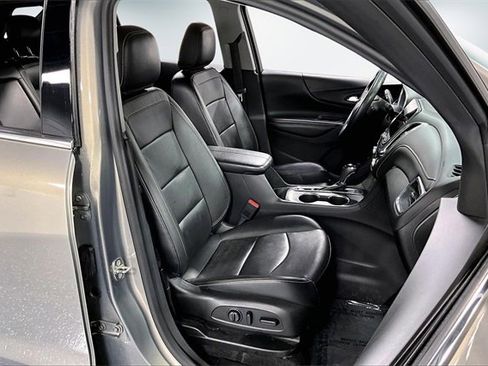 Used 2019 Chevrolet Equinox Premier image 28