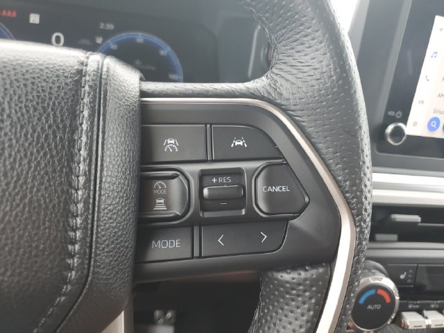 Used 2024 Toyota Tacoma TRD Sport w/ TRD Sport Upgrade Package AWD/4WD image 23