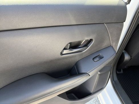 Used 2024 Nissan Sentra SV image 13