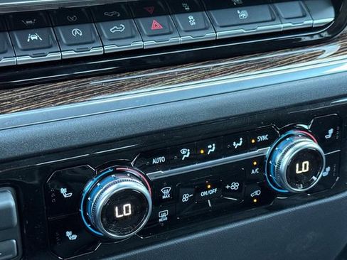 New 2026 GMC Sierra 1500 SLE w/ Preferred Package image 23