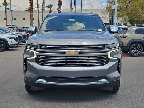Certified 2021 Chevrolet Suburban Premier w/ Premium Package RWD image 8