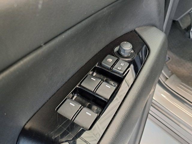 Used 2025 MAZDA CX-5 AWD 2.5 S w/ Preferred Package image 22