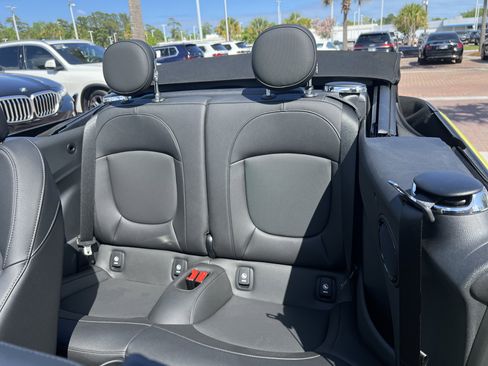 Used 2023 MINI Cooper S image 31