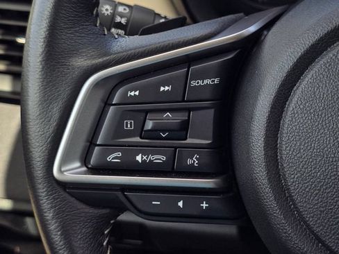 Used 2025 Subaru Outback Premium AWD/4WD image 18